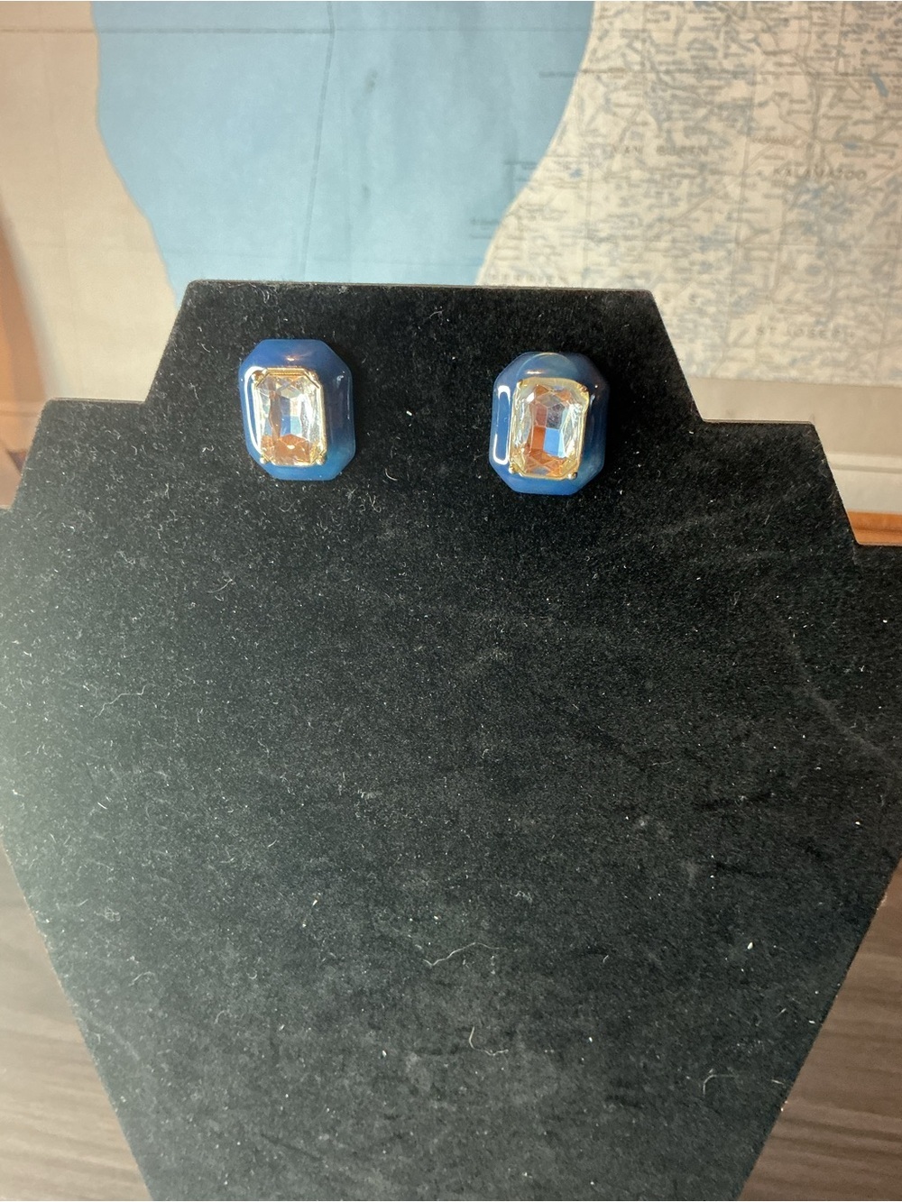 Plunder Navy and Clear Rectangular Crystal Stud Earrings NWT - Picture 4 of 7